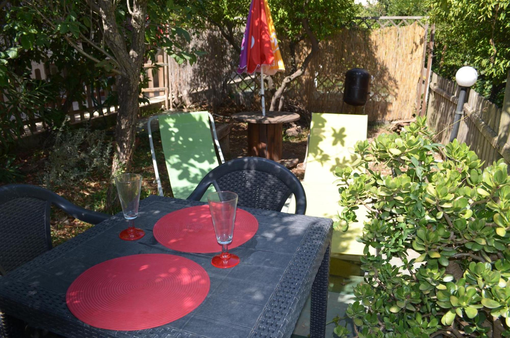 Il Giardino Apartment Мондело Екстериор снимка