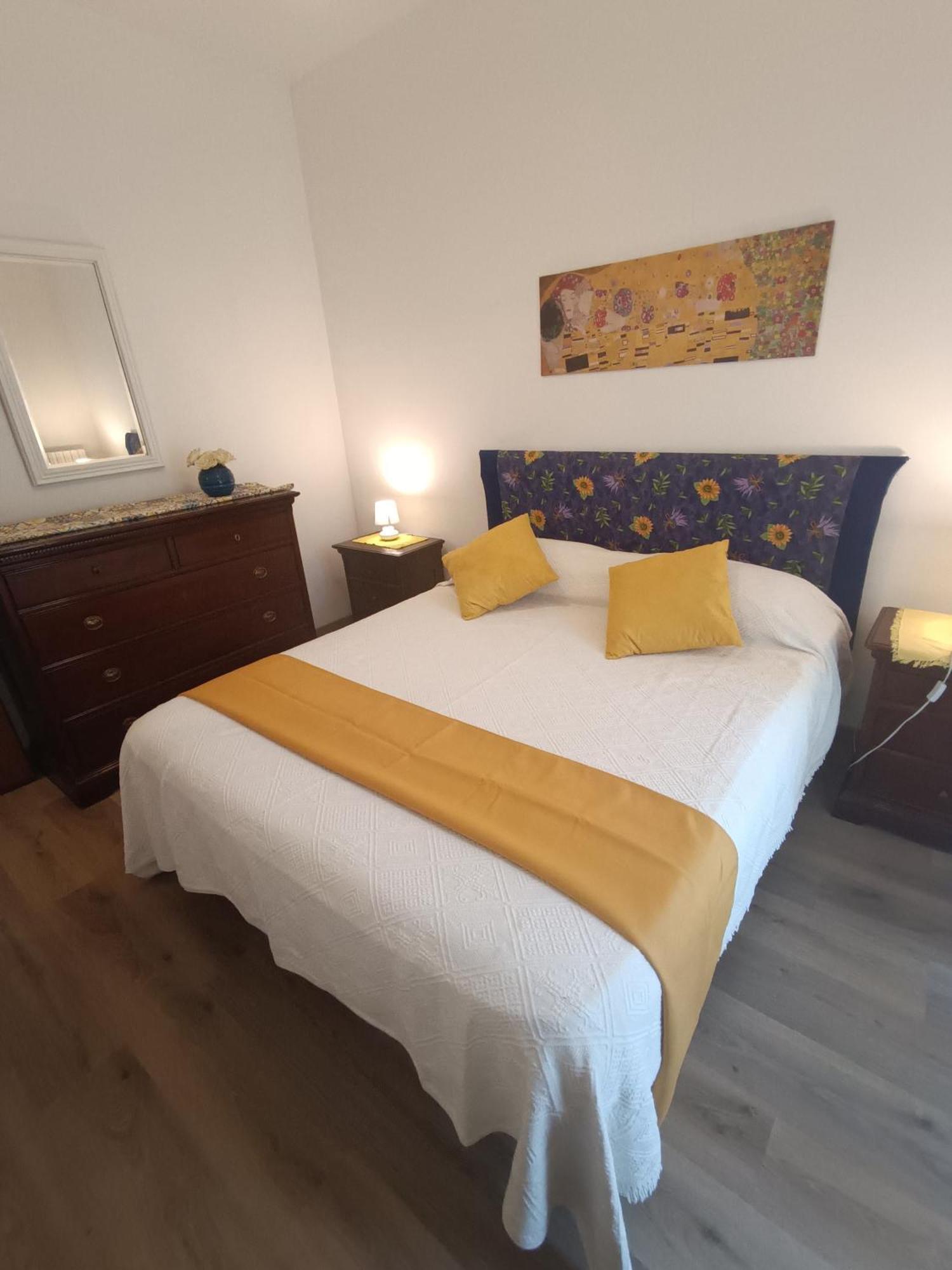 Il Giardino Apartment Мондело Екстериор снимка