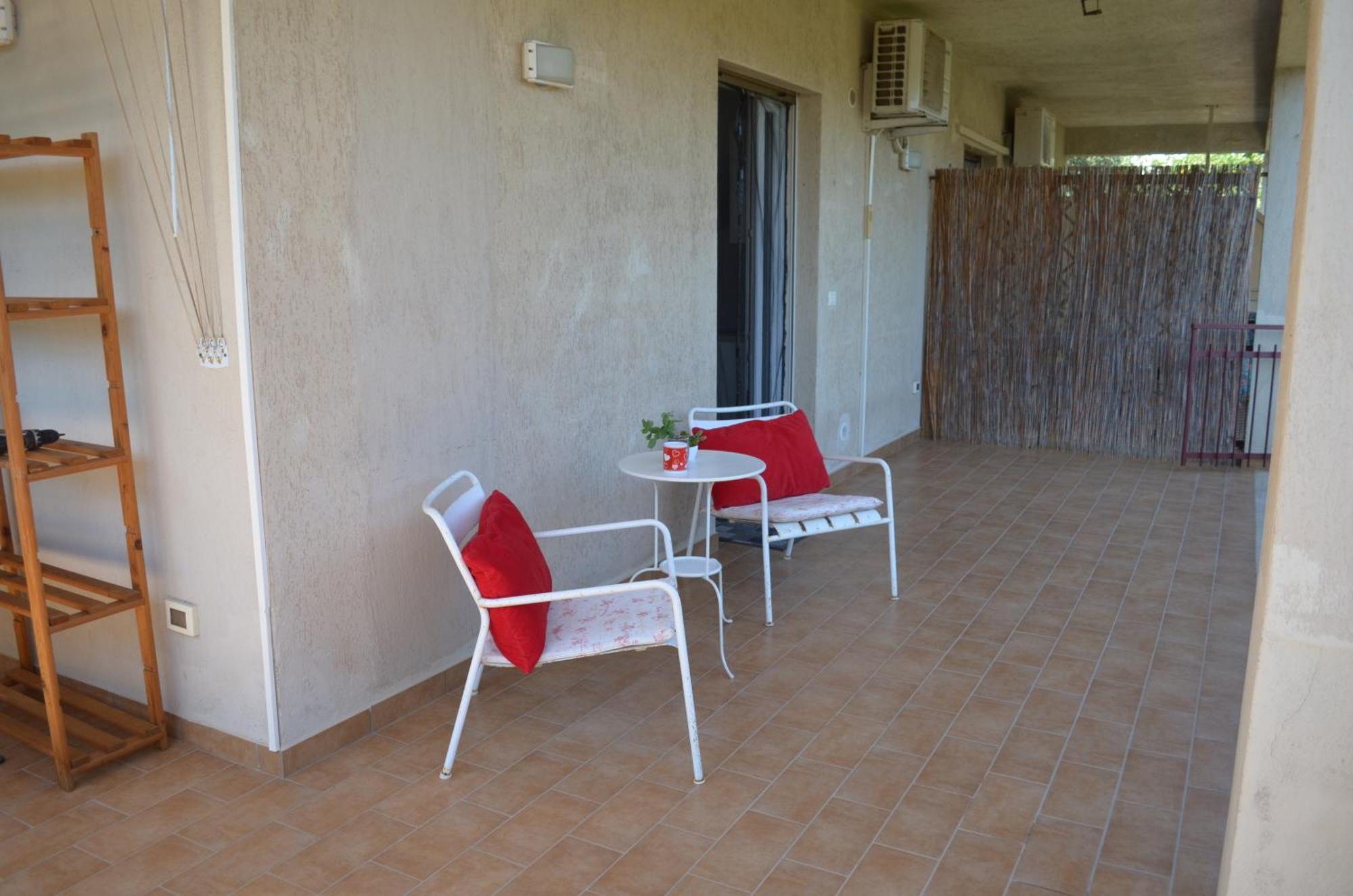 Il Giardino Apartment Мондело Екстериор снимка