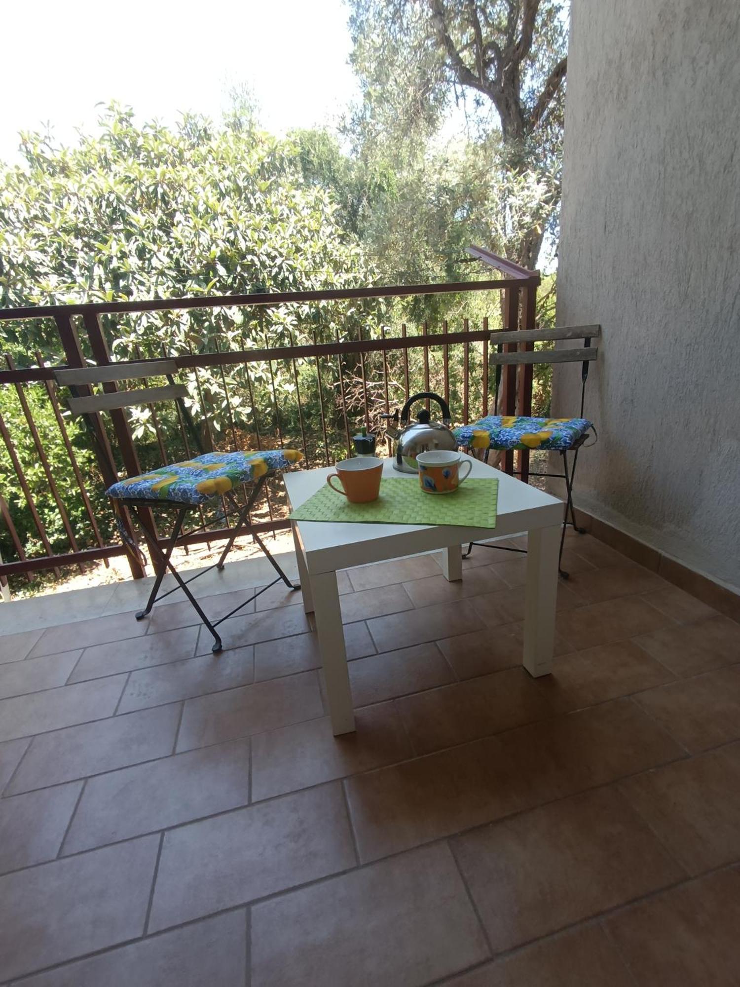 Il Giardino Apartment Мондело Екстериор снимка