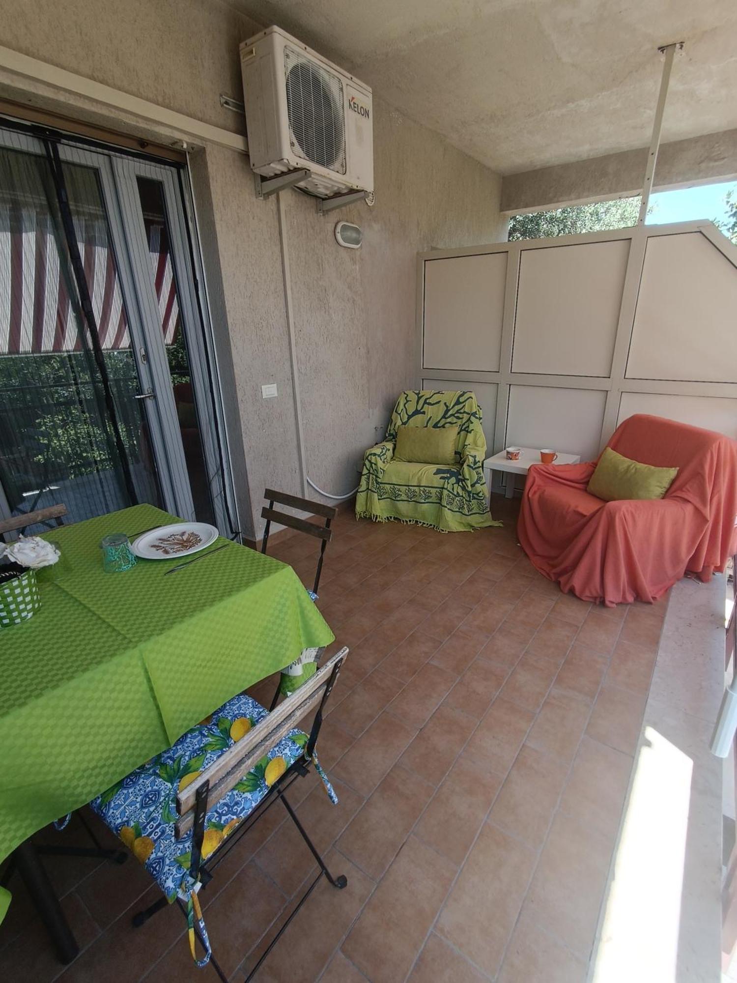 Il Giardino Apartment Мондело Екстериор снимка