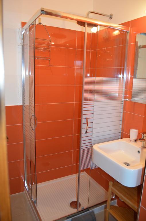 Il Giardino Apartment Мондело Екстериор снимка